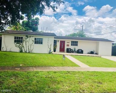 Main picture of 8300 NW 180th St