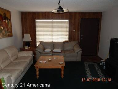 Main picture of 625 S Royal Crest Cir