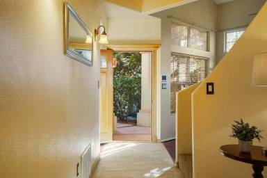 Main picture of 11001 Alta Dr NW