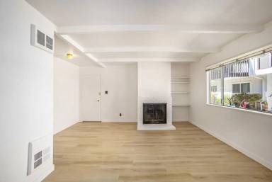 Main picture of 1226 Broadway