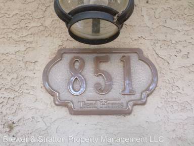 Main picture of 851 S Adam Way