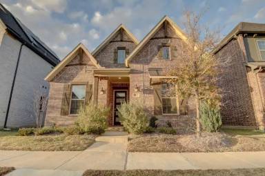 Main picture of 1913 Cathedral Dr