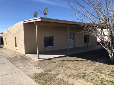 Main picture of 7596 Adobe Dr