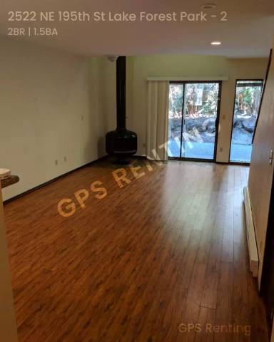 Main picture of 2522 NE 195th St