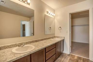 Main picture of 5667 W Island Ridge Dr