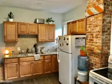 Main picture of 3139 West Blvd
