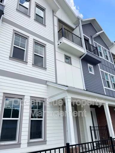 Main picture of 4136 N Nebraska Ave