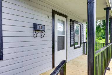 Main picture of 914 Kate Ave