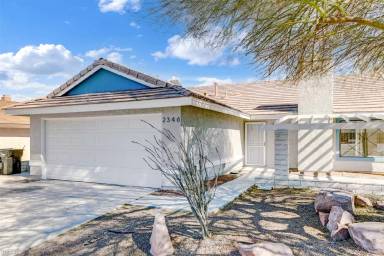 Main picture of 2346 Viewcrest Rd