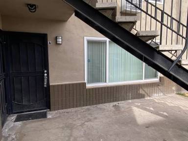 Main picture of 1016 1024 Leslie Rd