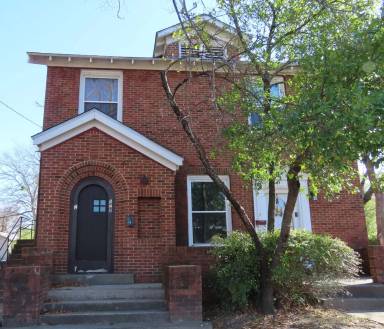 Main picture of 528 S Fannin Ave