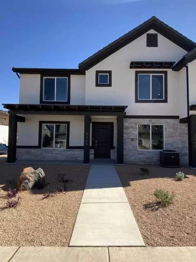 Main picture of 3269 E Elkhorn Ln