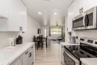Main picture of 6622 E Avalon Dr