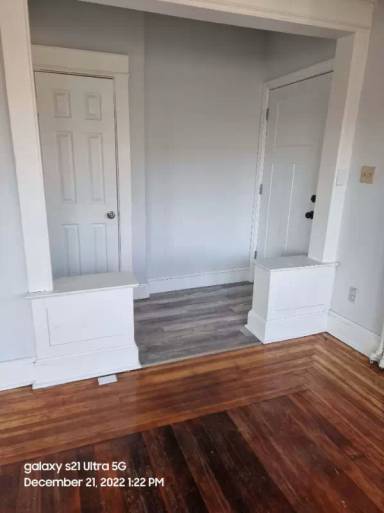 Main picture of 134 Lockhart Ave