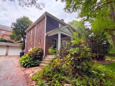 Main picture of 1458 N Euclid Ave