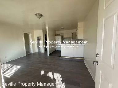 Main picture of 1821 90th Ave