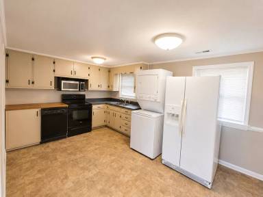 Main picture of 6228 Watkins Rd