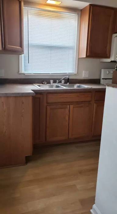 Main picture of 406 2nd St