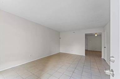 Main picture of 12208 Ormandy St
