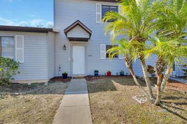 Main picture of 1205 Deer Springs Rd