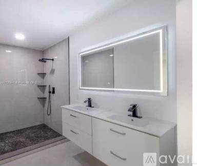 Main picture of 8705 SW 185th Ter