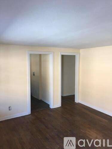 Main picture of 2603 E 10th St