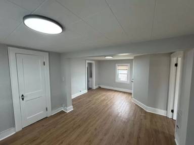 Main picture of 39 Bank St