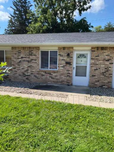 Main picture of 318 N Clark St