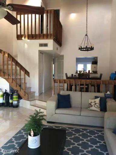 Main picture of 8115 SW 21st Ct