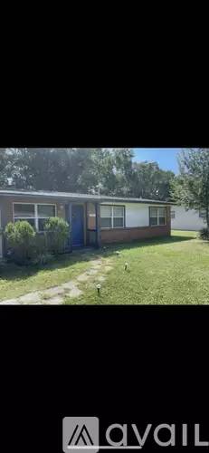 Main picture of 221 Revere Dr