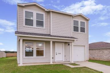 Main picture of 3465 Avalon Lake Dr