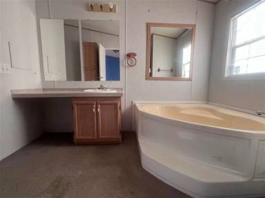 Main picture of 7945 Smith Grove Rd