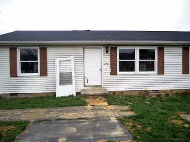 Main picture of 212 E Fairfax St