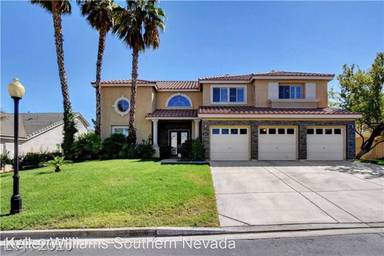 Main picture of 8113 Gothic Ave