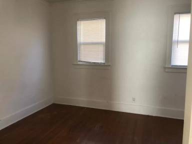 Main picture of 2333 1/2 5th St