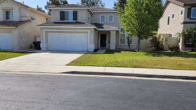 Main picture of 858 Saint James Dr