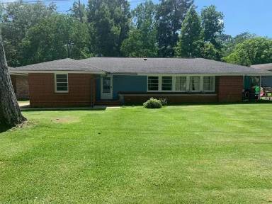 Main picture of 2427 Laurel Dr