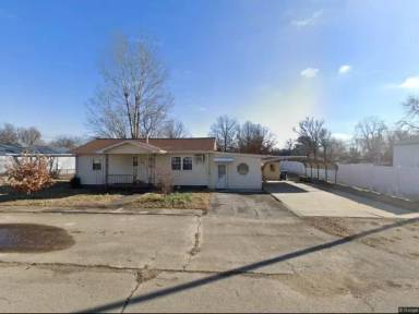Main picture of 209 Fleming St