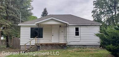 Main picture of 2071 Kenneth St