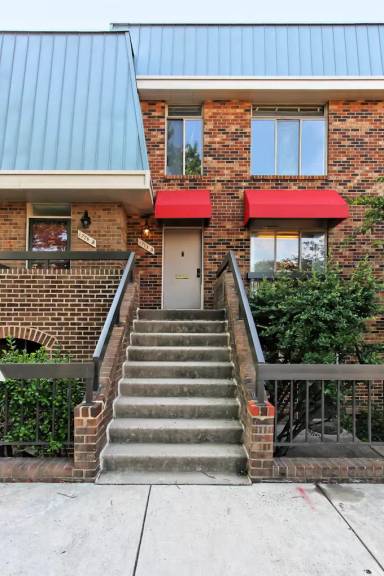 Main picture of Southampton Condominium
