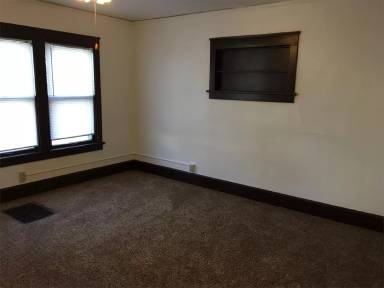 Main picture of 230 S Park Ave