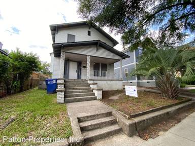 Main picture of 2203 College St