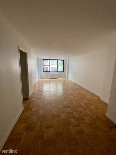 Main picture of 333 E 49th St Apartments
