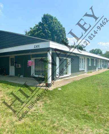 Main picture of 2301 Hulman St