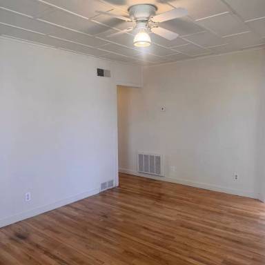 Main picture of 700 6th St