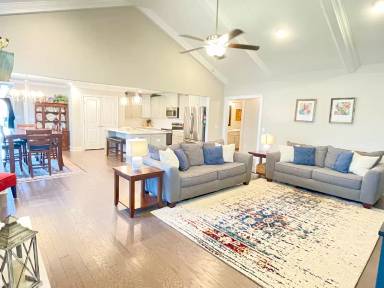 Main picture of 116 Herman Dr