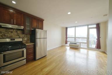 Main picture of 2513 Crescent St