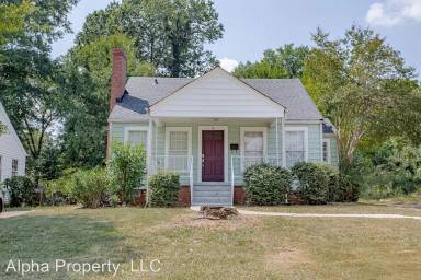 Main picture of 14 Skyland Dr