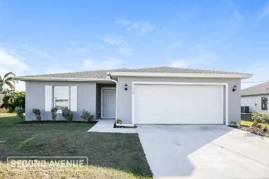 Main picture of 1318 NE 33rd Ln