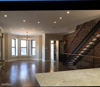 Main picture of 271 New York Ave